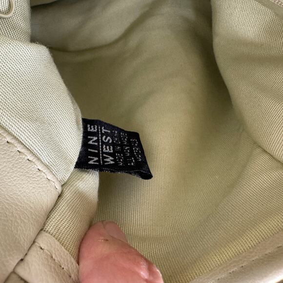 Vintage Nine West Creamy Off-White Grommet Handle Tote Purse | Soft Faux Leather - Picture 4 of 16